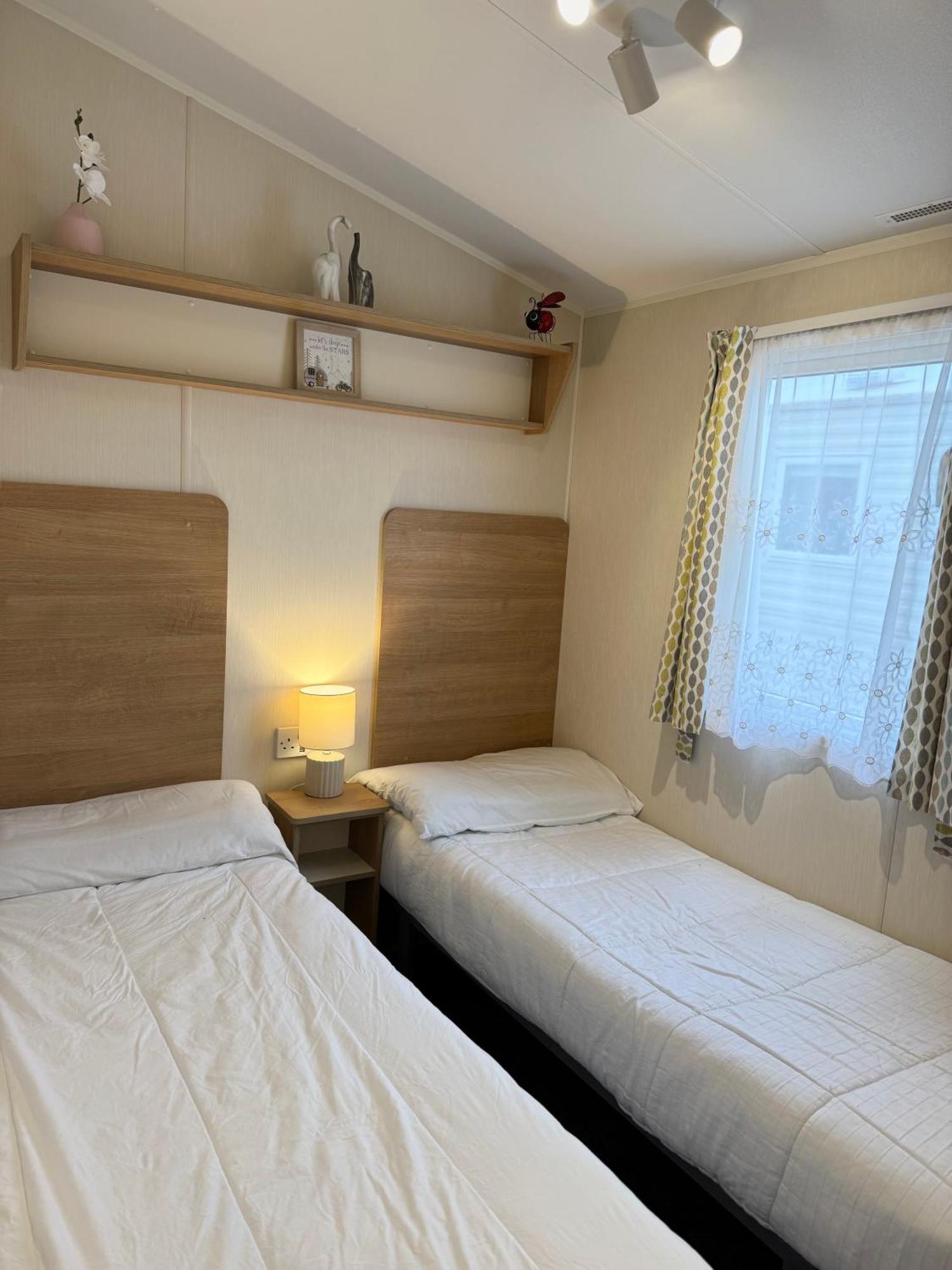 Oaken Caravan - Golden Sands Away Resorts Kinmel Bay Kültér fotó